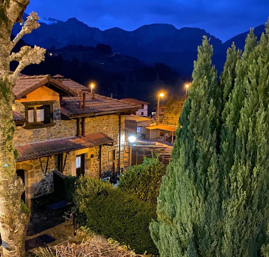 Viviendas Rurales La Fragua Aliezo Exterior photo